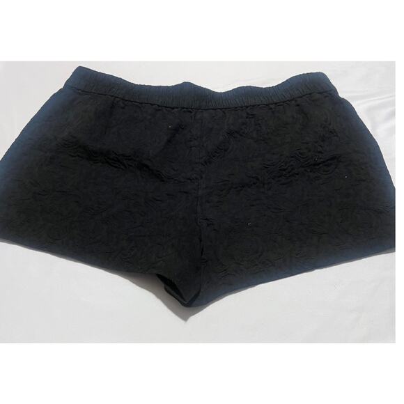 J.Crew Women’s Black Textured Jacquard Shorts Size 12 Pull On Dressy Casual - Picture 4 of 6